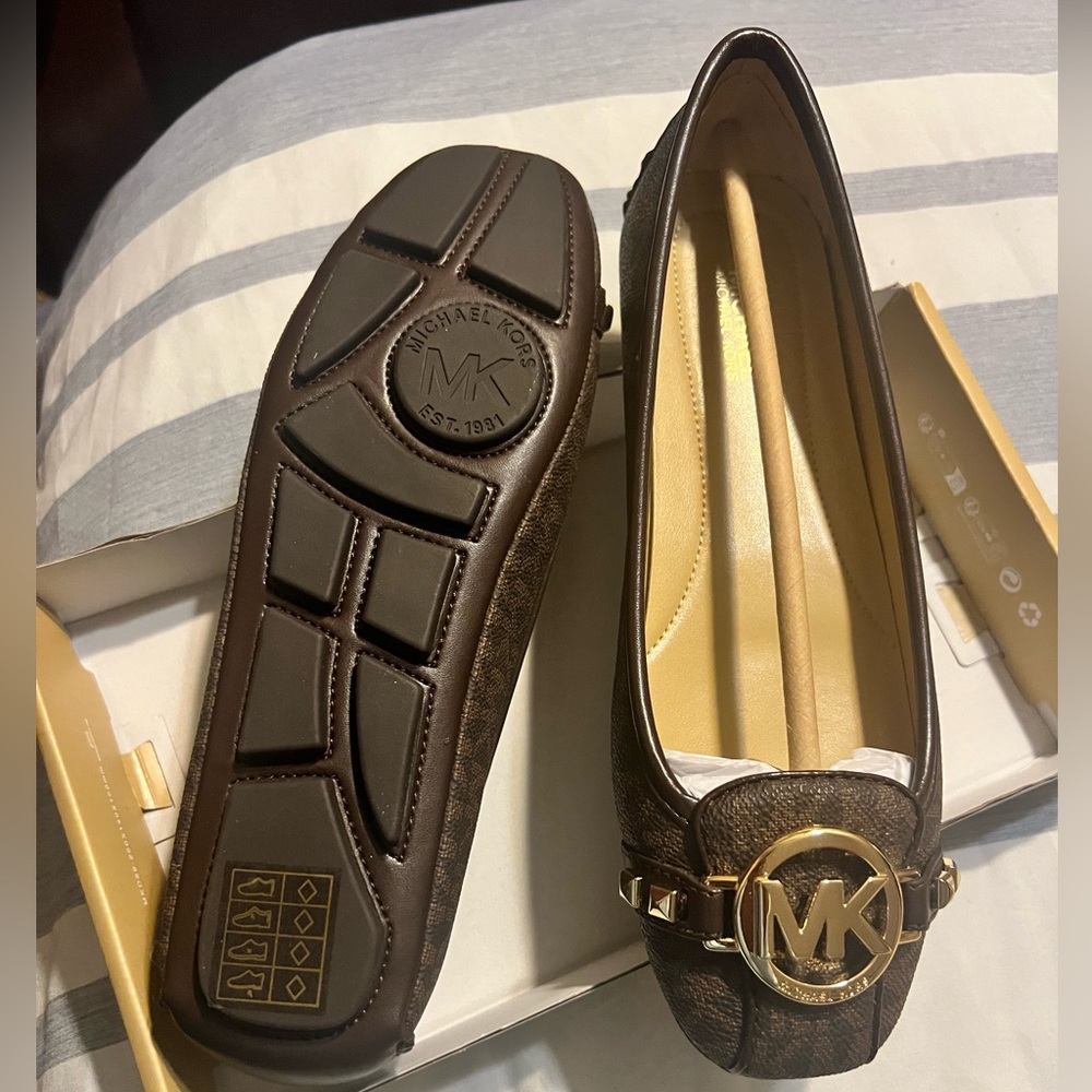 MICHAEL Michael Kors Dark Brown Logo Ballet Flats with Gold Hardware - Picture 2 of 6